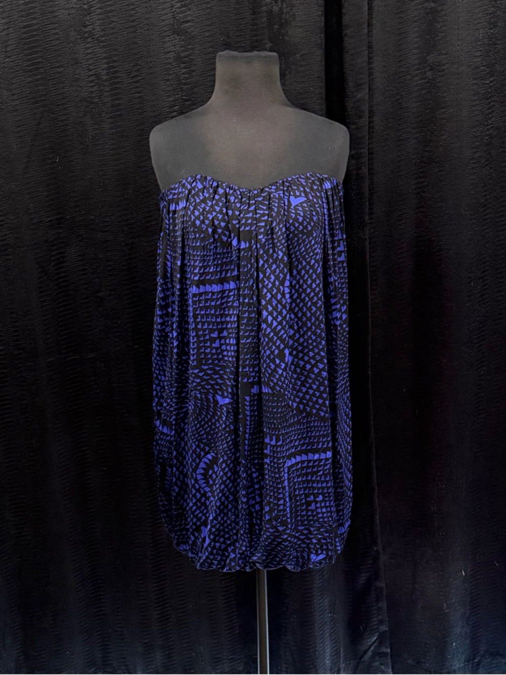 BCBGMaxAzria Royal Blue & Black Patterned Strapless Bubble Hem Mini Dress